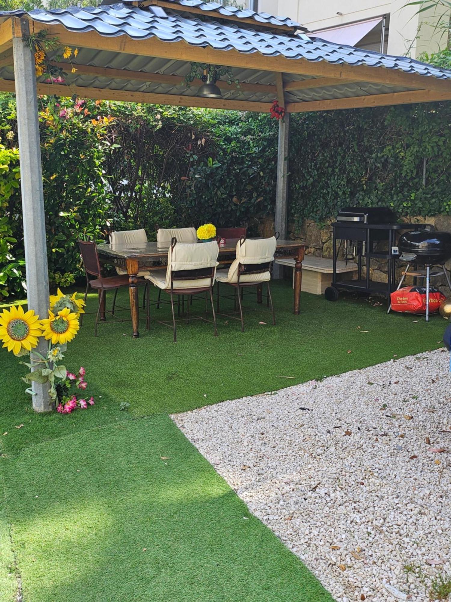 Appartement De Au 1er étage 45m2 Antibes